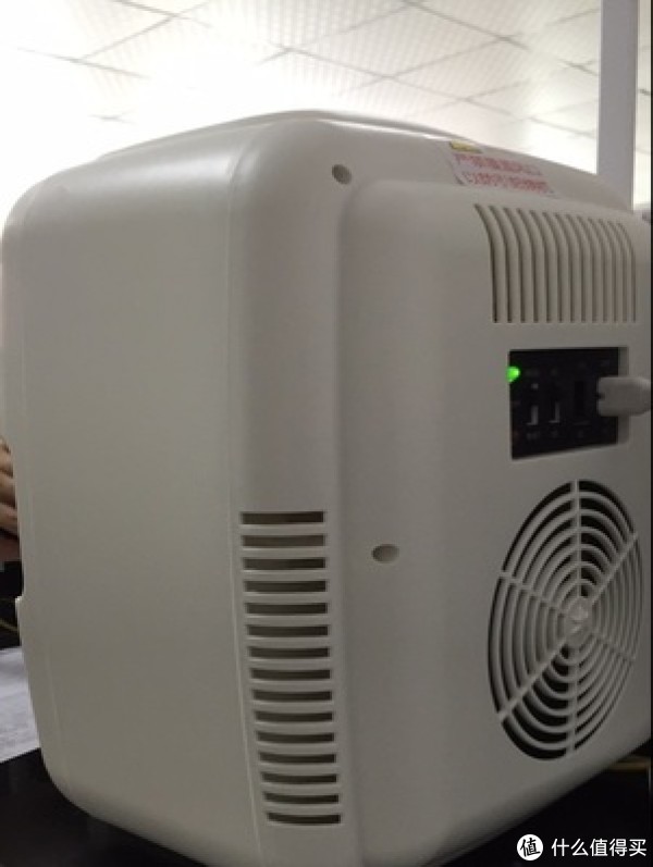 科敏 KM-4L 迷你冰箱 开箱